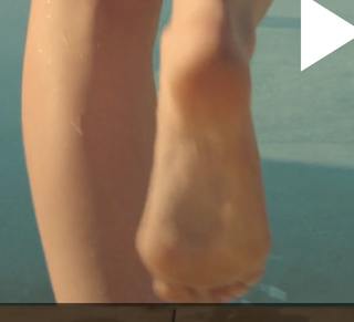 Georgia Toffolo feet photo thumbnail
