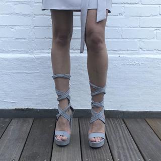 Georgia Toffolo feet photo thumbnail