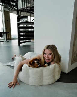 Georgia Toffolo feet photo thumbnail