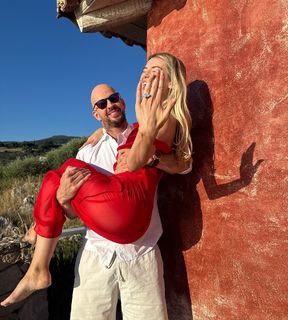 Georgia Toffolo feet photo thumbnail