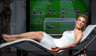 Georgie Thompson feet photo 18