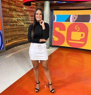 Georgina Holguin feet photo 12