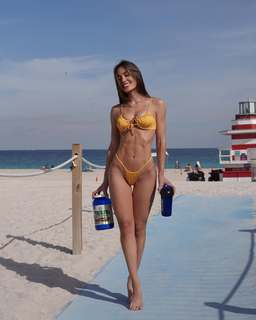 Georgina Mazzeo feet photo 4