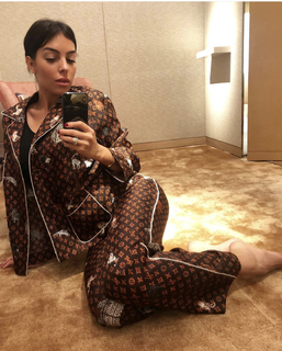 Georgina Rodríguez feet photo thumbnail