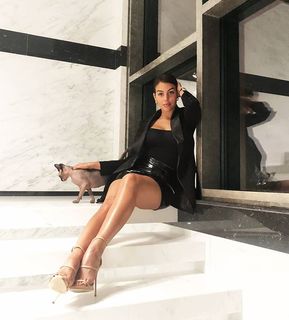 Georgina Rodríguez feet photo thumbnail