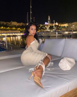 Georgina Rodríguez feet photo thumbnail