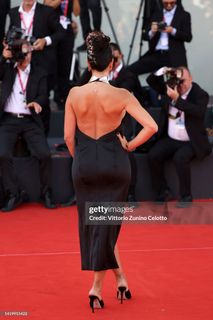 Georgina Rodríguez feet photo thumbnail