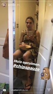 Georgina Verbaan feet photo 4