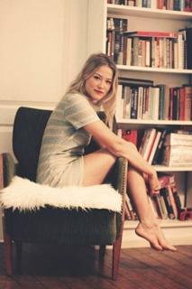 Geraldine Kemper feet photo 11