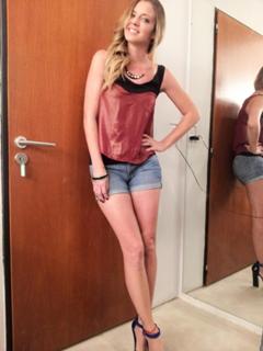Geraldine Neumann feet photo 13