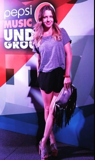 Geraldine Neumann feet photo 11