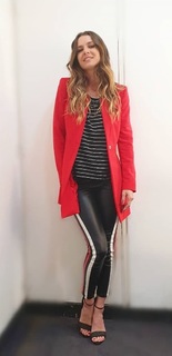 Geraldine Neumann feet photo 9