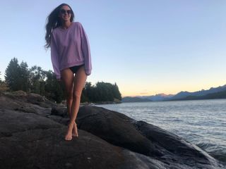 Geraldine Neumann feet photo 12