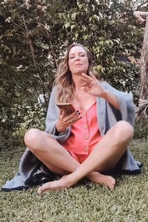 Geraldine Neumann feet photo 16