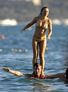 Geri Halliwell-Horner feet photo 1