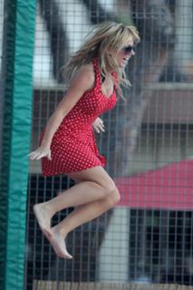 Geri Halliwell-Horner feet photo 2