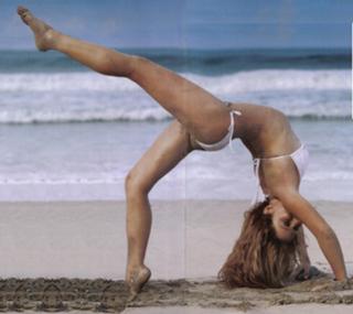 Geri Horner feet photo thumbnail