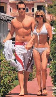 Geri Horner feet photo thumbnail