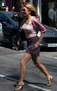 Geri Horner feet photo thumbnail