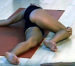 Geri Horner feet photo thumbnail