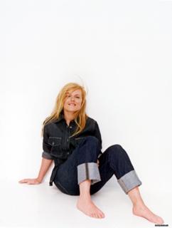 Geri Horner feet photo thumbnail