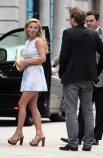 Geri Horner feet photo thumbnail