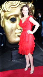 Geri Horner feet photo thumbnail