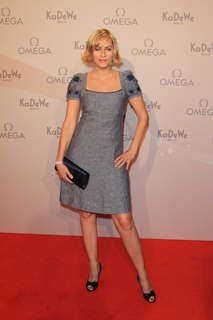 Gesine Cukrowski feet photo thumbnail