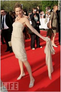 Gesine Cukrowski feet photo thumbnail