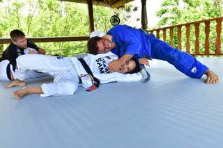 Gezary Matuda feet photo 17
