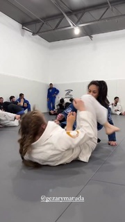 Gezary Matuda feet photo 12