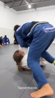 Gezary Matuda feet photo 10