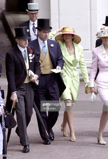 Ghislaine Maxwell feet photo thumbnail