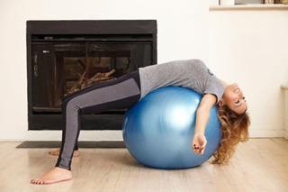 Giada De Laurentiis feet photo thumbnail