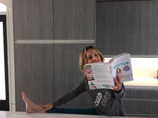 Giada De Laurentiis feet photo thumbnail