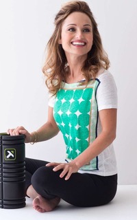 Giada De Laurentiis feet photo thumbnail
