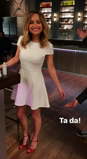 Giada De Laurentiis feet photo thumbnail