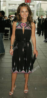 Giada De Laurentiis feet photo thumbnail