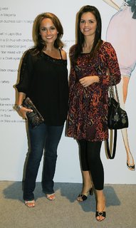 Giada De Laurentiis feet photo thumbnail