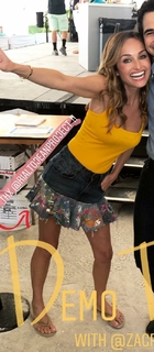 Giada De Laurentiis feet photo thumbnail