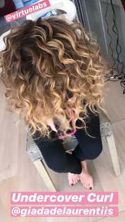 Giada De Laurentiis feet photo thumbnail