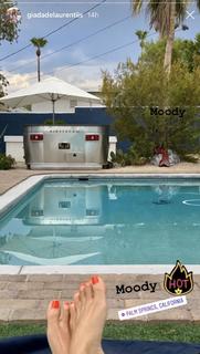 Giada De Laurentiis feet photo thumbnail