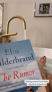 Giada De Laurentiis feet photo thumbnail
