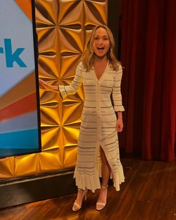 Giada De Laurentiis feet photo thumbnail