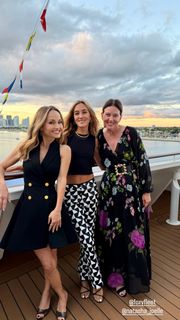 Giada De Laurentiis feet photo thumbnail