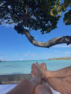 Giada De Laurentiis feet photo 9