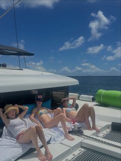 Giada De Laurentiis feet photo 8