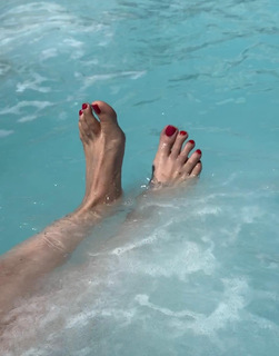 Giada Etro feet photo 8