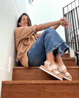 Gianella Neyra feet photo 4