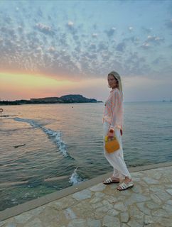 Gianne Albertoni feet photo 9